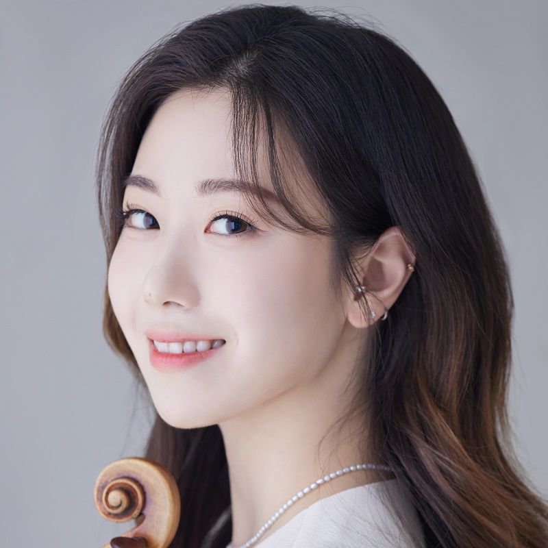 Sienna Minkyong Cho